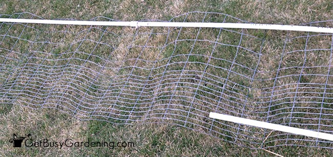 Weaving PVC Into Fencing