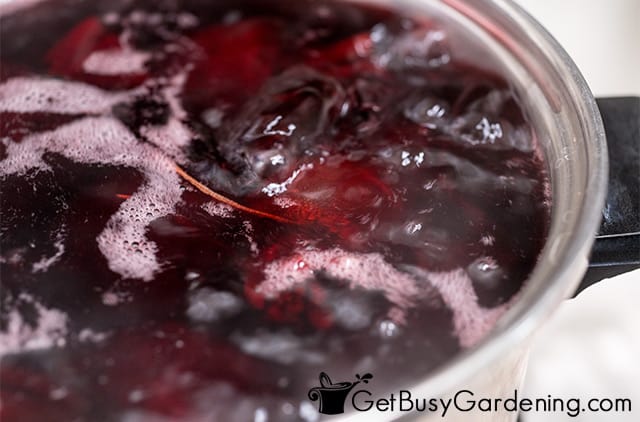 Boiling beets before canning